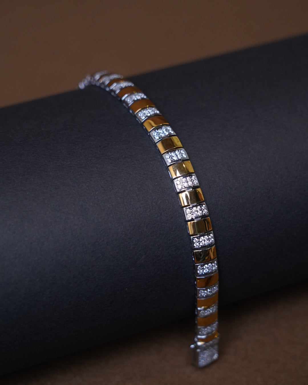 Premium Two-Tone Diamond-Cut Link Bracelet (8 Inch)