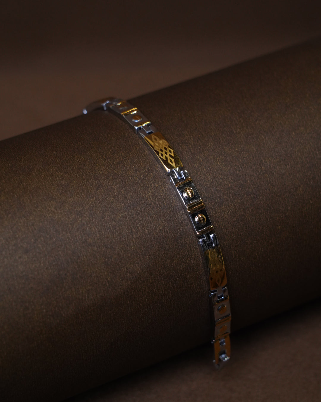 Stylish Two-Tone Stainless Steel Bracelet with Gold Accents (8 Inch)