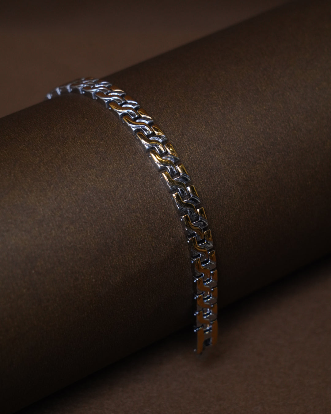 Sleek Two-Tone Link Bracelet Modern Minimal Design (8 Inch)