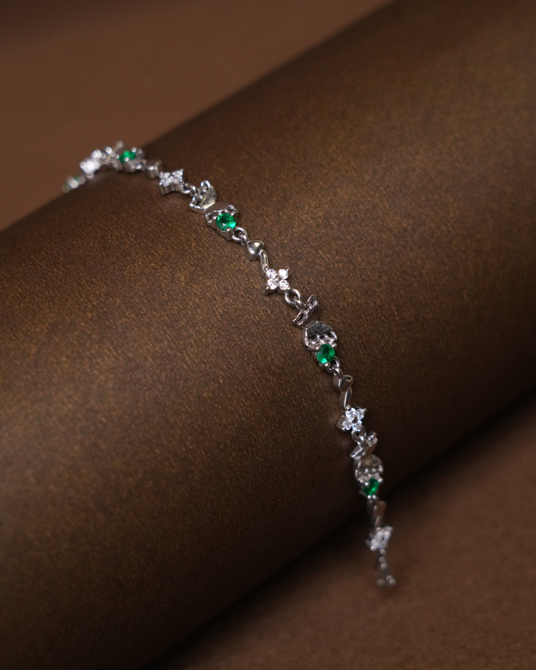 Elegant Floral Crystal & Green Stone Link Bracelet (7 Inch)