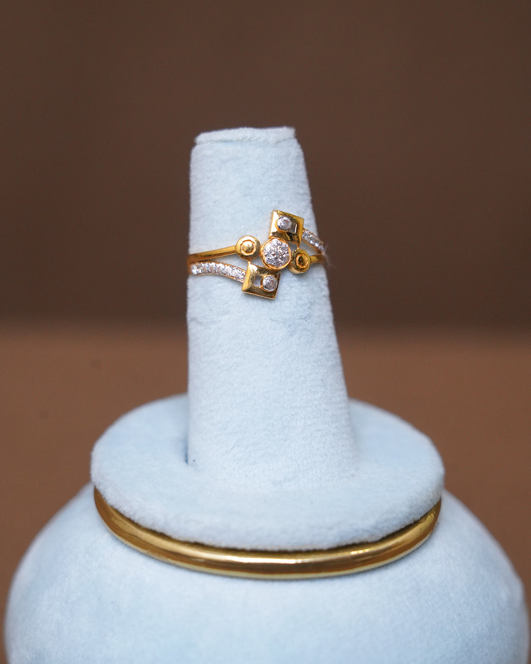 Modern Geometric Gold Ring with Diamond Accents