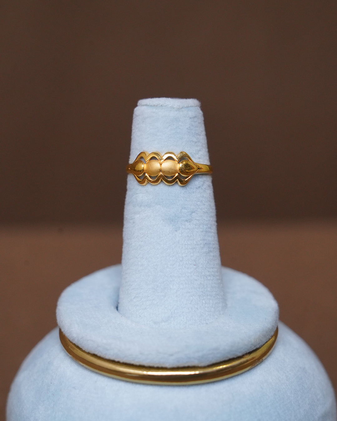 Minimalist Beaded Gold Ring – Sleek Everyday Design