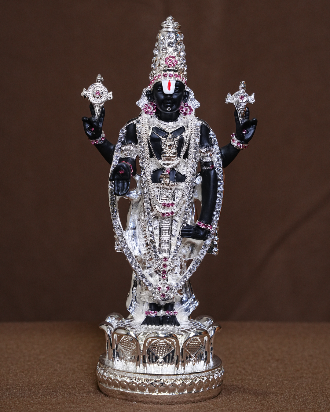 Lord Venkateswara Silver Idol – Decorative Spiritual Statue (8 Inch)