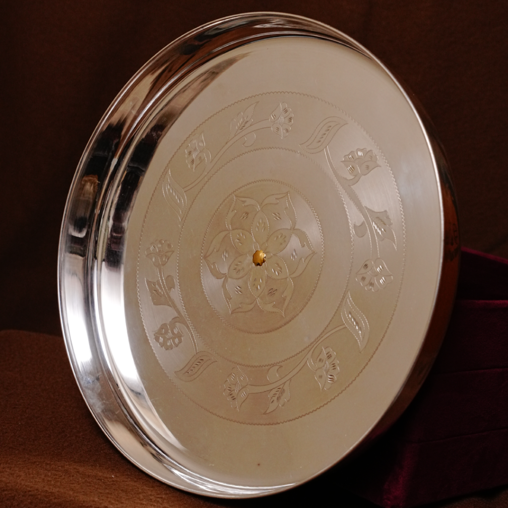 Pure Silver Floral Engraved Pooja Thali  (11 Inch)